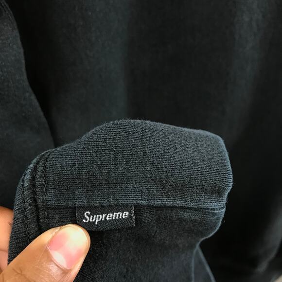 SUPREME World Is‎ Yours Hooded Sweatshirt Logo Embroidered Small - Picture 10 of 12